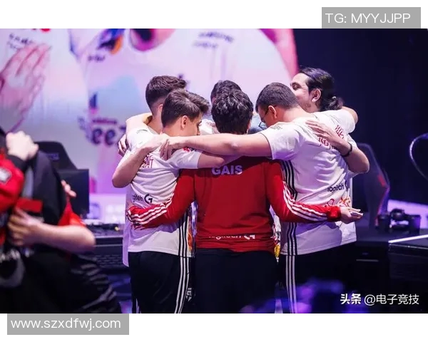 电竞比分赛后复盘LNG与WE团队协作的精彩瞬间与战术分析